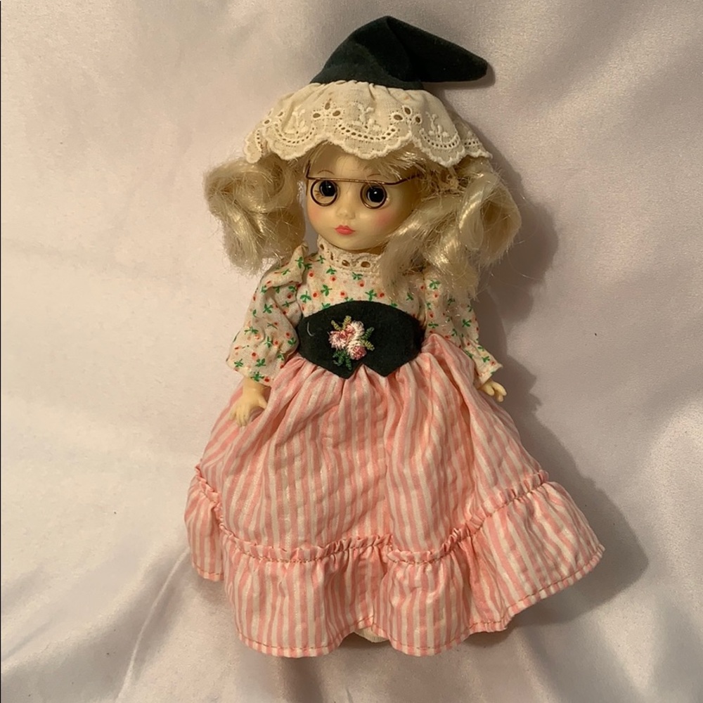 1982 Ideal Doll H-375